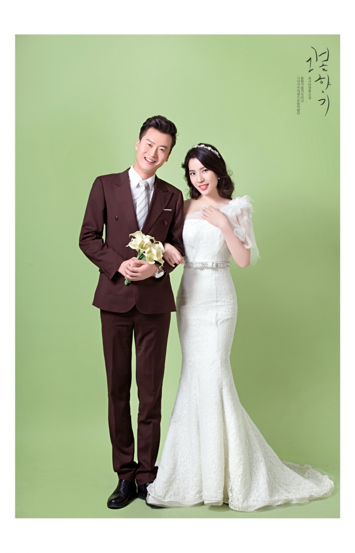 郑州郑州喜爱婚纱摄影婚纱照结婚照外景时尚现代韩式小清新